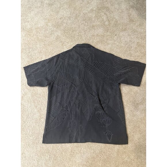 Tommy Bahama Hawaiian Shirt Men’s M Silk Black Palm Leaves Island Tropic Isles - Picture 6 of 6